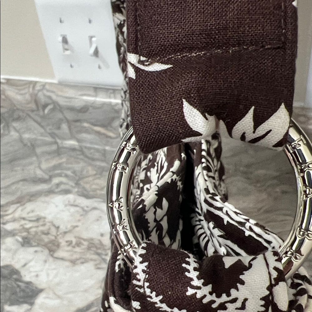 Vera Bradley Quilted Brown & White Floral Tote Bag - Picture 2 of 9